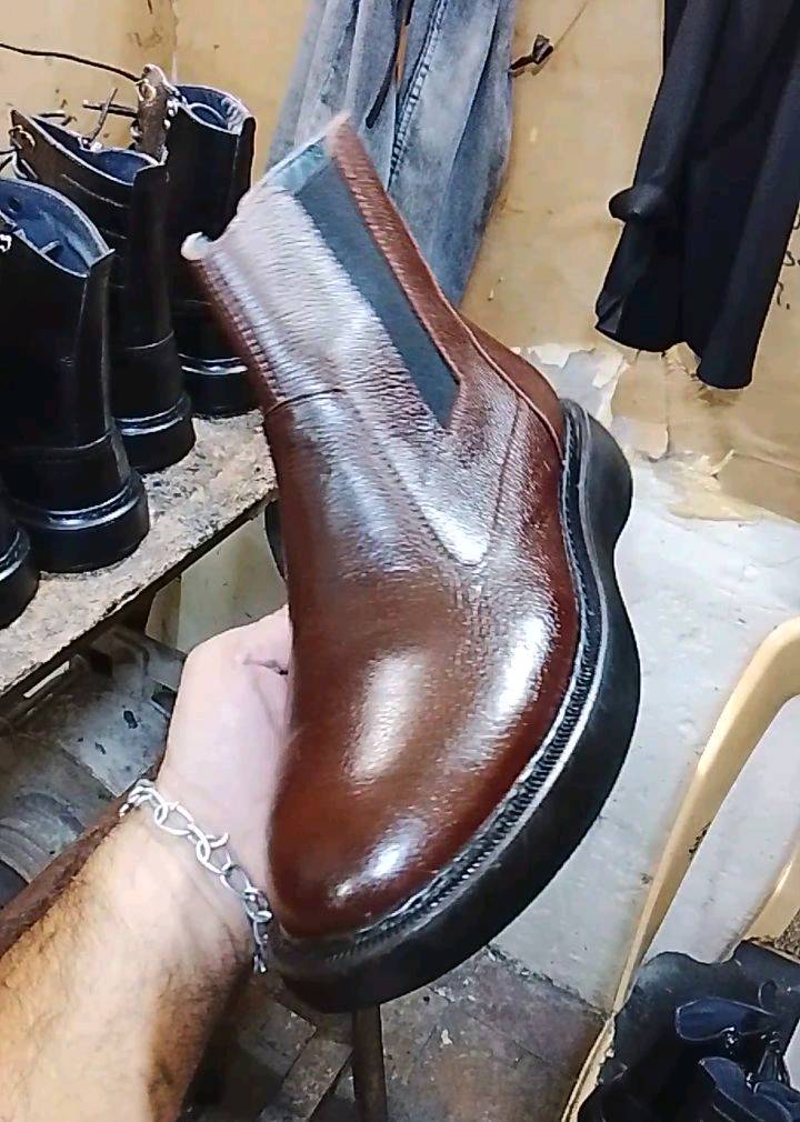 احذية جلدية • تفصيل حسب الطلب • ساحة الوثبه