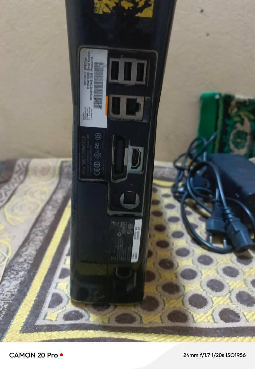 XboX 360
مكامل ملحقات 
ما عندي توصيل 
المكان بعقوبة 
 السعر ٧٥

نص مكتوب في الصور:
- CAMON 20 Pro 24mm f/1.7 1/20s ISO2198
- CAMON 20 Pro
- 24mm f/1.7 1/20s ISO1956
- CAMON 20 Pro • 24mm f/1.7 1/20s ISO3673
- CAMON 20 Pro • 24mm f/1.7 1/20s ISO2823
- CAMON 20 Pro • 24mm f/1.7 1/20s ISO1925
- CAMON 20 Pro •
- 24mm f/1.7 1/25s ISO1960