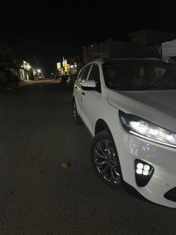 بسم الله الرحمن الرحيم

للبيع 

سورنتو2019 خليجي فول مواصفات بنوراما ماشيه 82 فقط جرس شغال اخت الزيرو مكفوله كفاله عامه السياره احله من الصور 

كير محرك حداديه على وضع الشركه 

- رقم بغداد

- اريل ابيضّ

- 7 راكب

- 6 سلندر

- بصمة CA m
V تشغيل وبصمة ابواب

جنطه كهربائية 

مانع انزلاق 

- شاشه لمس

- كشانه جلد _ 2 كشن كهرباء

اوتو هولد 

كامرات 5 دواره 

- لايت زنون ابيض

دبل شباك

- مري شفط تحكم عن بعد

- نضام أواكس + بلاتوث

- بردات داخليه بلادي

- يدات نيكل ستيل بلادي

- اشارة ترحيب عند الاقتراب

- علامة سورنتو بالدواسه

- تخم تاير جديد مال الشركه

- 3قطع تبريد  

- وياله على 19 كروم 

- حساسات اماميه _ خلفيه

- كامره بل دشبول

السعر خاص 

- عنوان بغداد ***********
