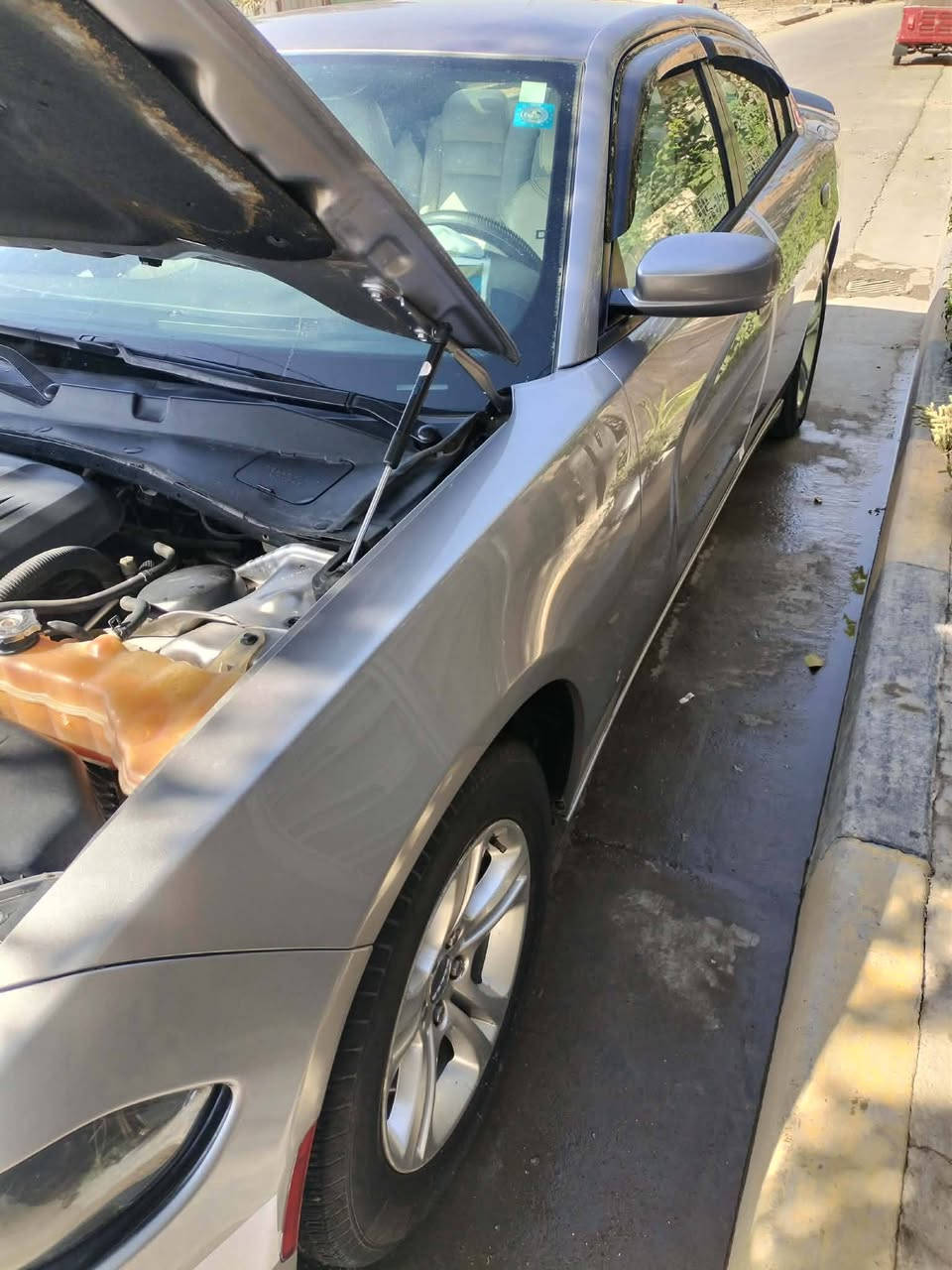 سلام وعليكم
سعر اتصل أو خاص 
وارد كندي 
سونار موجود 
جارجر موديل 15 بغداد بسمي 
مكينه 3600
تو ويل 
حادث جاملغ ونص البنيد واني صابغ باب الصدر اثر شخوط
سيار جاهزه كل نقص مابيهه 
كير مكينه اكسل كله بشرط 
تخم تاير خلفي جديد امامي نضيف نص عمر 
باتري جديد 
ادامه كامله 
مكاني بغداد 
داخل جلد أبيض 
لتواصل ***********
ترهم مراوس حسب القناعه/ اقل من سعرهه
