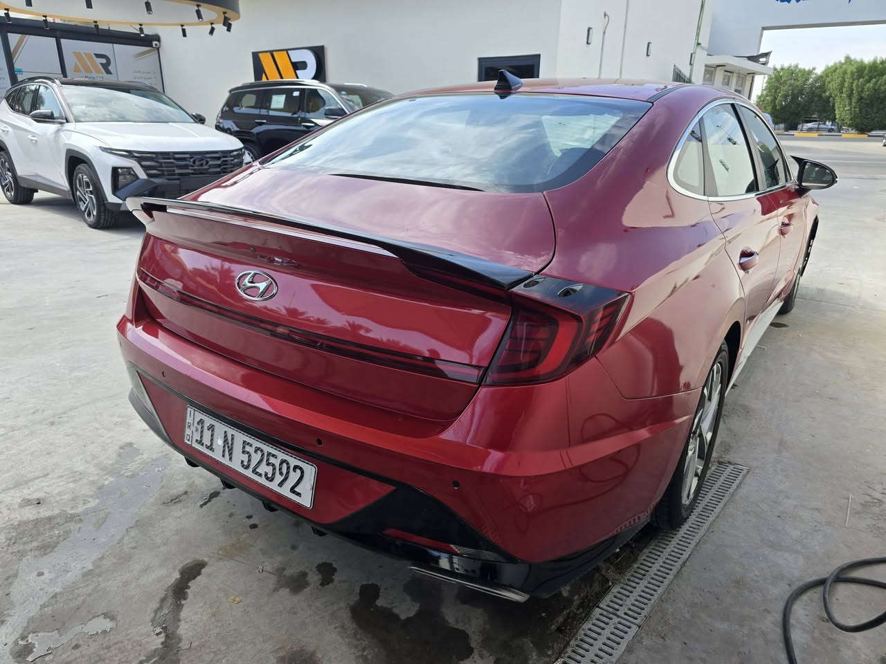 سوناتا 20 وار امريكي
حدثها جدا بسيط بأمريكا بيها صبغ بالعراق بدون دواخل 
رقم بغداد بسمي 
مكاني كربلاء 
السعر 138 بيها مجال 
***********

