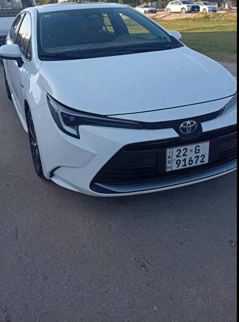 ---
🚗 *تويوتا كورولا ليفن هايبرد 2024 للبيع - 

*تفاصيل السيارة:*
- ماشية: 35 ألف كم فقط
- اللون: ابيض لؤلؤي
- الداخلية: جلد احمر فاخر 🔴
- المحرك: 1800 هايبرد اقتصادي
- *الرقم: اربيل* 
- *العنوان: النجف*

*المواصفات:*
- شاشة كبيرة + بصمة
- كاميرا + حساسات
- فتحة سقف
- تبريد قطعتين ثلج
- بارد - باب وجاملغ فقط

*السعر: 138 ورقة وبيها مجال*

*للتواصل: ************

حالة ممتازة - جاهزة للتسجيل - تريد وكالة تريد مداور

نص مكتوب في الصور:
- تويوتا كورولا ليفن هايبرد 2024 للبيع – نسخه هايبرد فاخرة تفاصيل السيارة • ماشية: 35 ألف كم فقط • اللون: ابيض لؤلؤي • الداخلية: جلد احمر فاخر • المحرك: 1800 هايبرد رقم اربيل المواصفات • شاشة كبيرة + بصمة • كاميرا + حساسات • فتحة سقف • تبريد قطعتين • بارد – باب وجاملغ فقط السعر: 138 ورقة وبيها مجال HYBRID 1800 العنوان: النجف للتواصل: *********** حالة ممتازة • جاهزة للتسجيل • للجادين فقط