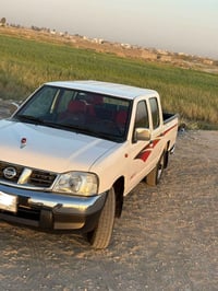 نيسان ٢٠١٤ للبيع السياره نضيفة كير محرك شواصي مكفول الممشى ١٥٩الف الضر...