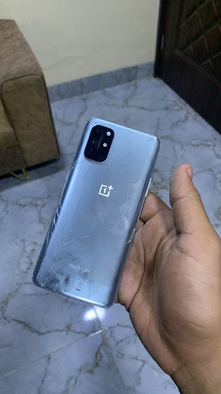 سـلام عليكم مبايل OnePlus 8T مبايل غني عن تعريف 120 فريم بل ببجي ذاكرته 128 معالج دراكون أقوه شي بسوك اريد اراوسه بدراجه إيراني فقط 4 كيـر (ضهر مكسور يتبدل بـ10 )
واتسـاب فقط ***********)
