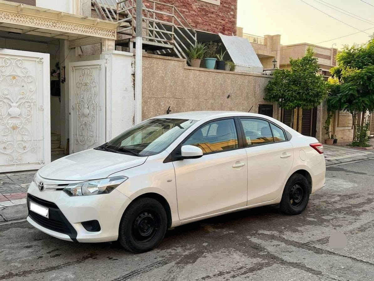 TOYOTA YARIS 2015
تویۆتا یاریس خليجی ناو كريمى 
***********
مۆدێل ٢٠١٥ سپی سه ده فى 
جام كاره با و شاشه ئايپاد iPad 
​بۆیاخ  ٣ پارچەی بۆیاخە. بئ ژوورى
​گێر و مەکینە و تەقە و ڕەقە و هه مووى بەشەرت، زۆر خاوێنە و هیچ مەسروفێکی تێدا نییە
***********
 سياره كه له هه وليره
١٠٤ ورقه و مجاليكى برايانه أربيل, العراق
