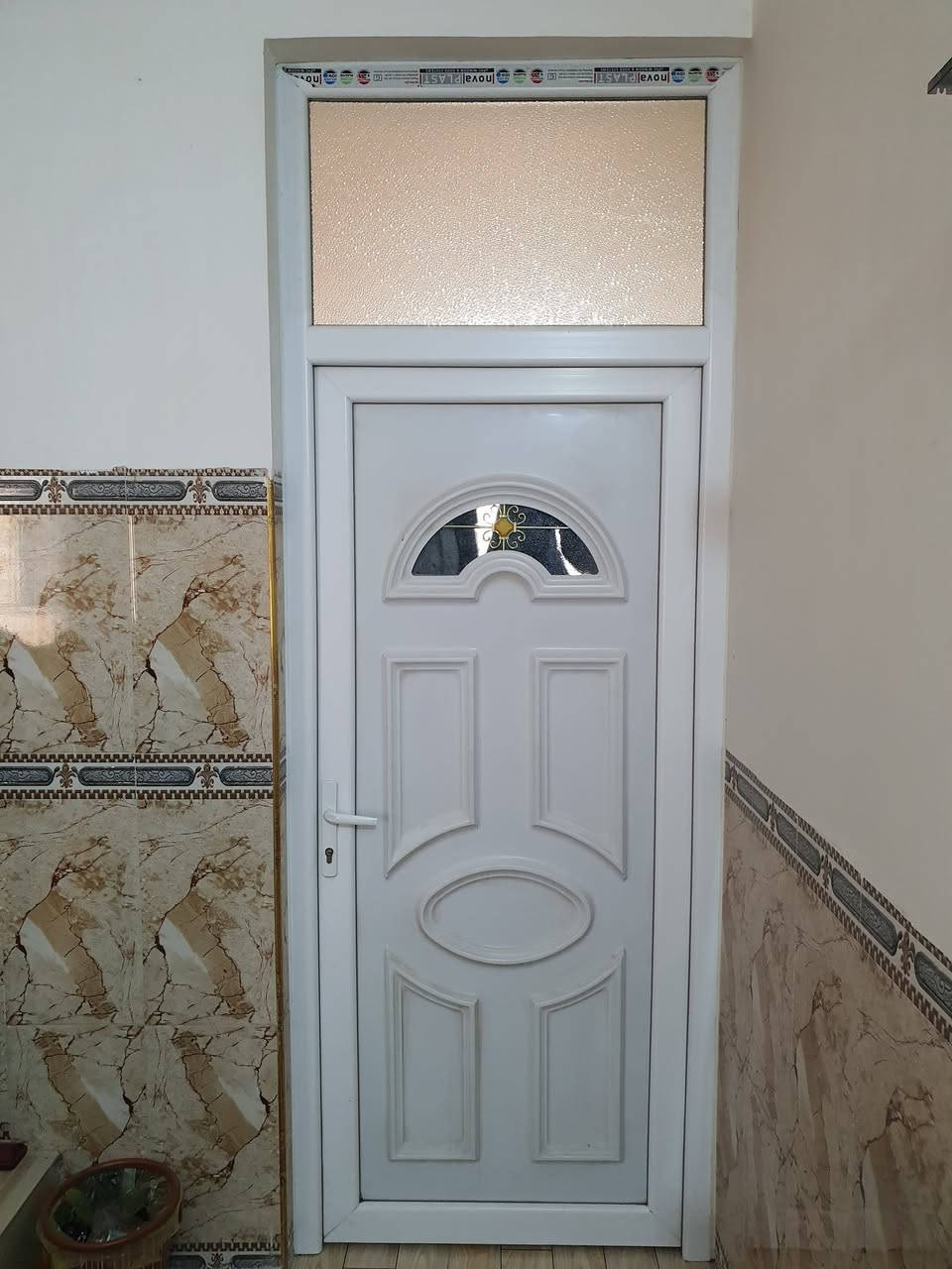 باب • نظيف • كيلون شغّال