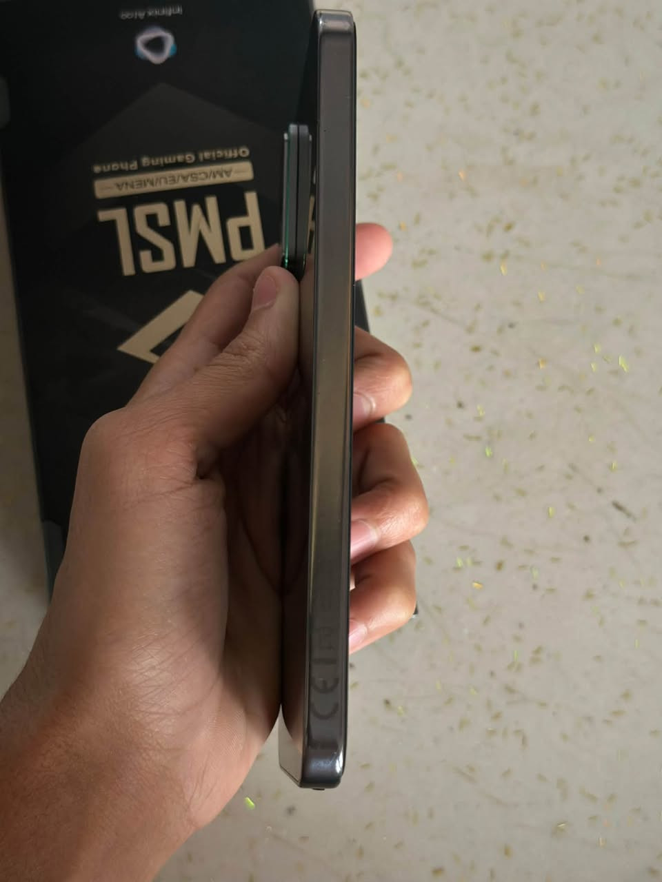 سلام عليكم جهاز GT 30 PRO ذاكرة 256 رام 12+12 معالج 8350 بطارية 95 جهاز نضيف + ملحقاتة كارتونة اصلية شاحنة اصلية + هذا الكسر بل لزكة مو شاشة جهاز كفالة عامة مابي ايشي لا داخل صيانة ولا مصلح سعر ٣٢٥ مكاني كربلاء تواصل واتس ***********
