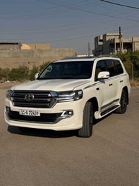 لاند كروز • ٢٠١١ • رقم بغداد