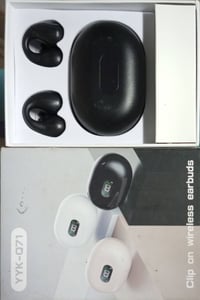 ايربود ترجيه قطعة تخبل  سعر 18 الف متوفر توصيل  وتساب 07734494436