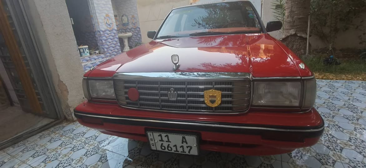 السلام عليكم سيدان موديل 90 ايسر بلاد مكفولة من الضربه والتبديل مصبوغة عام للجماليه مكينه وكير فيفيتي اثنين ونص جاهزه من كلشي مكان السياره بالشطرة والسعر 70 وبيهه مجال تلفون *********** او ***********
