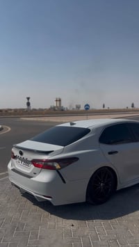 كامري SE • هايبرد • ٢٠٢٤