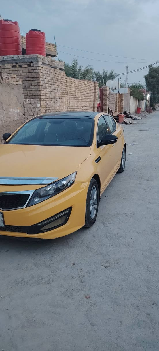سلام عليكم
اوبتما 12خليجي فول 2400 فتحتين بيها تصليح بل جلملق الخلفي موضح بل صور 

كير جديد شهر صارله 

مكينه شرط 
منضومه تبريد جديده ثلج
تفئه شغاله 
حداده تخم تاير 
اشاير بل مري تحكم ستيرن 
رقم انگليزي باقي بس علا ستلام لوحات 
بسمي تريد وكاله تريد تحويل 

سعر 95 

***********

