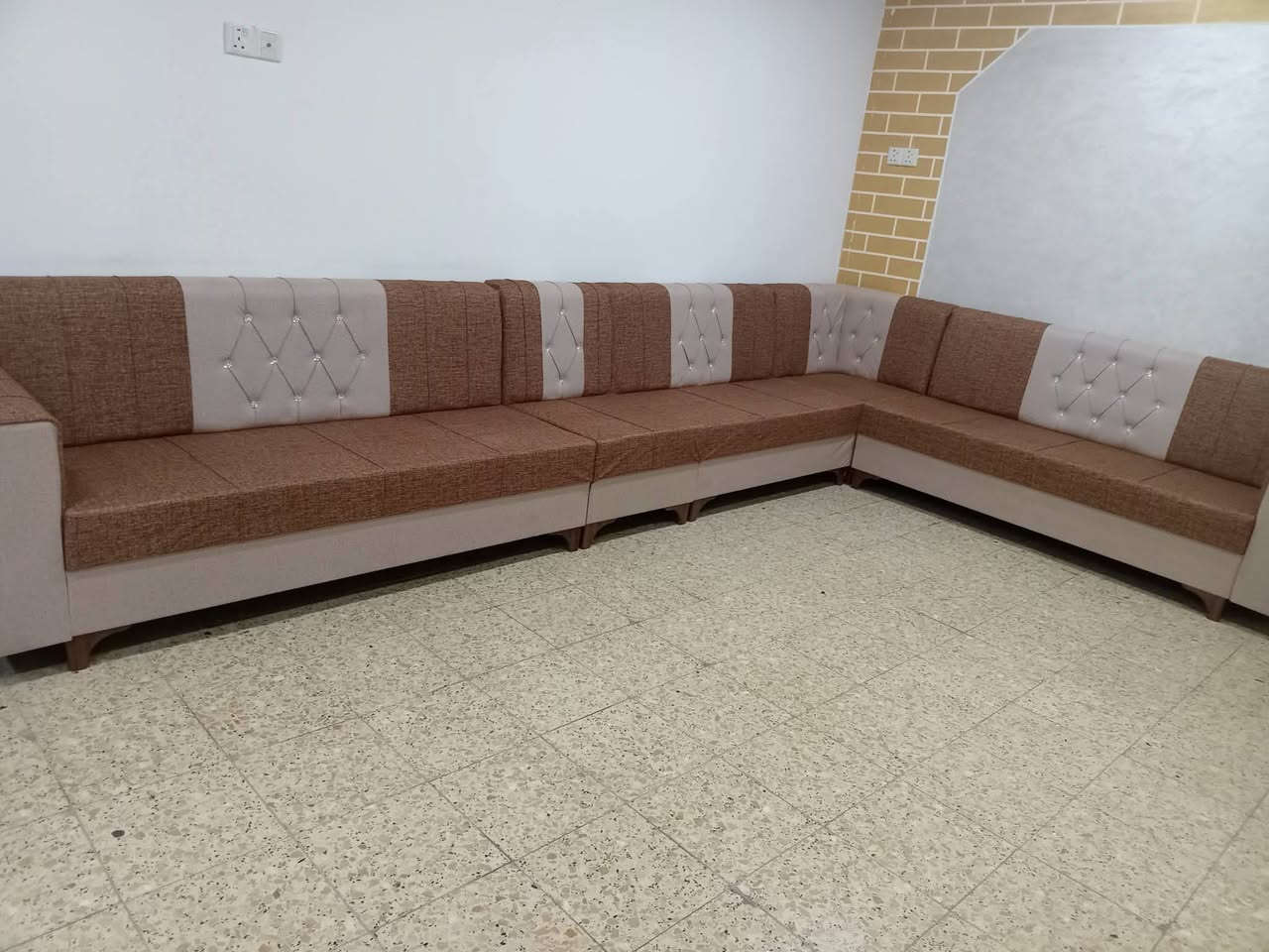 غراض للبيع مكان هبهب ابيع واشتري لاتصال ***********وتساب
