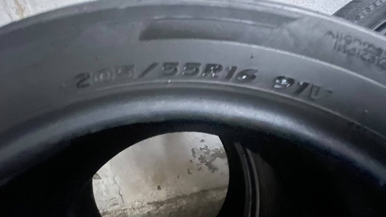السلام عليكم تخم تاير مستخدم صيني زوج هانكوك وزوج يختلفن انتاج 24 حجم 16/55/205
السعر 30 
مكاني بغداد الكمالية ***********
