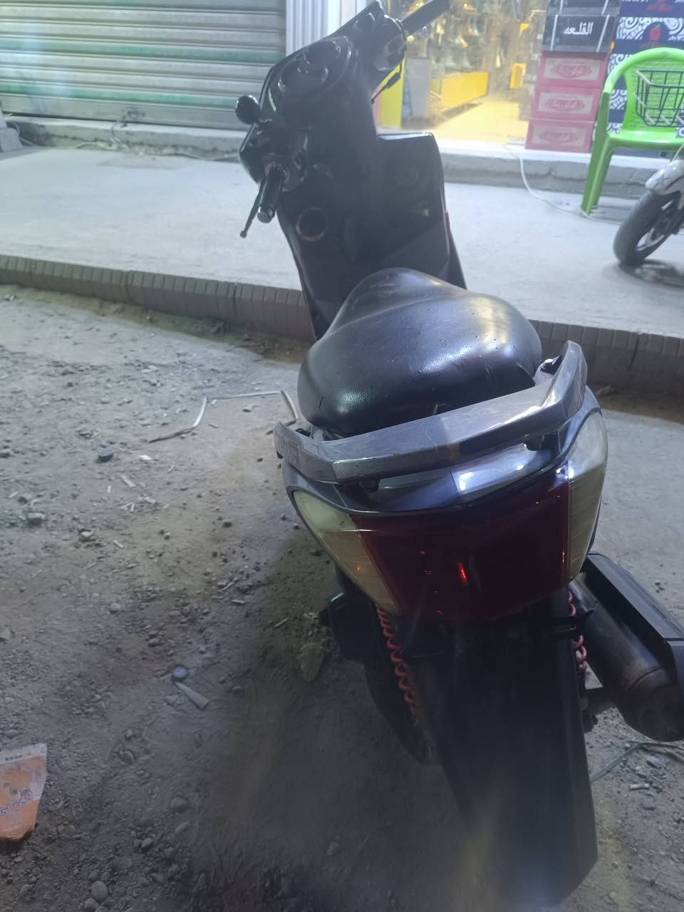 سكنس • ٢٠٠٧ • دخن