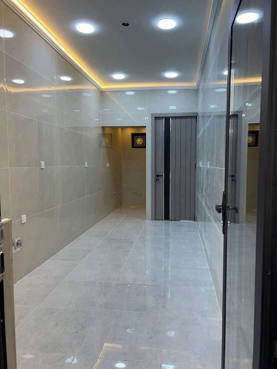 اعلان ●○● للبيع

بيت بناء حديث مساحه 《١٢٥ متر 》طابقين وتصف
الواجه《 ٦.٢٥ متر 》النزال《 ٢٠ متر》 سنه البناء 《٢٠٢٦ 》
الواقع في حي الجهاد مربع الاساتذه بالقرب من الاربع شوارع
محتويات البيت ¿¿¿
《٥ غرف نوم 》《٤ خدمات》《 ٢ مطبخ 》
《حولي شلالداخلي》 《 مناور صاله ضيوف》

للاستفسار مراسلة الصفحة او الاتصال

على الارقام واتساب

☎️ ***********

☎️***********

زورو موقعنا ((مــكتــب بــاب الحــارة)) في حي الجهاد مقابل ((جامـــع النــور))ومجاور(( الاطباء والخارجيه)) يوجد كافة العروضات وكافة المساحات للـــدور والاراضـــي
بإدارة 《《السيد ابو انس 》》🇮🇶🇮🇶
《حساب تيك توك 》
https://www.tiktok.com/@bab_alhara87?_r=1&_t=ZS-97SPWBaRC5c

《《موقع المكتب 》》
https://maps.app.goo.gl/6xEom8mKepEY5pcb6?g_st=ac
