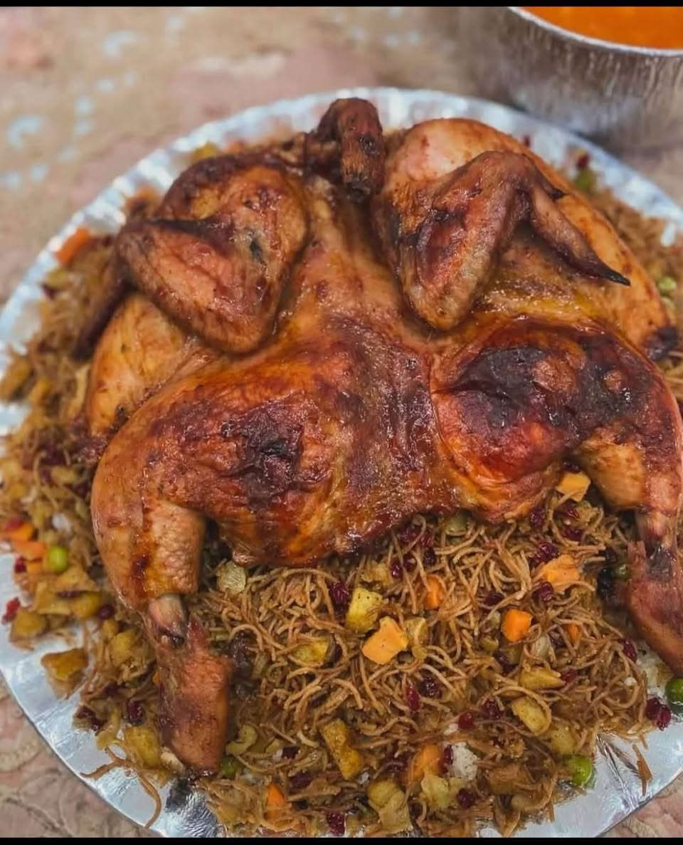 يجهز مطبخنا الأكلات حسب الطلب ويتوفر خدمه توصيل والحجز ع هذا الرقم ***********
