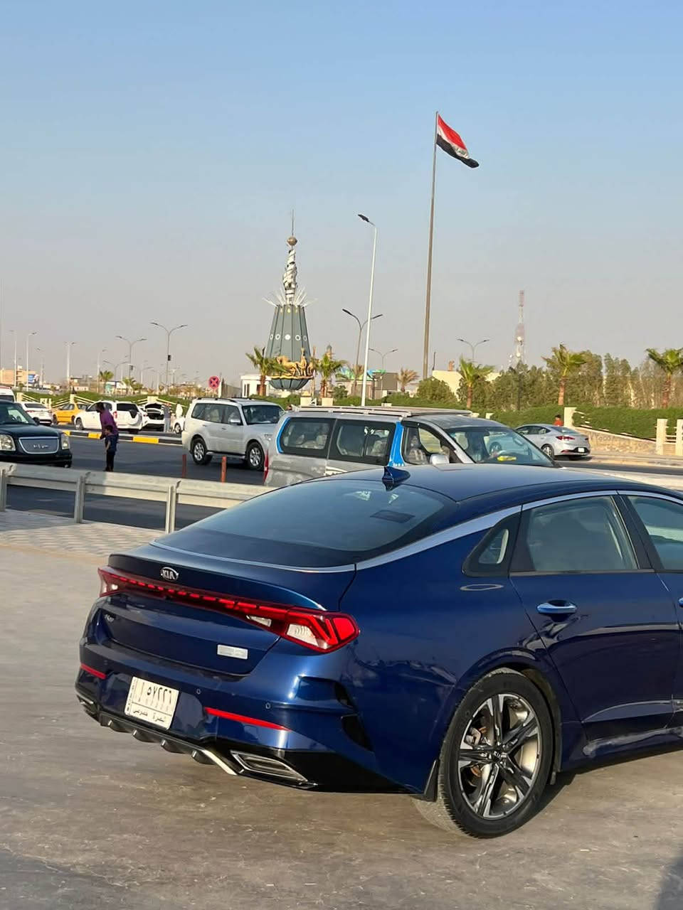 السلام وعليكم كيا موديل ٢٠٢١  السياره مستعمل بيها قطعتين تبديل باب وجاملغ جهه الصدر 

وبيها مكانات بارد السياره خليجي باسمي السياره باقي الها سنه ويخلص اقساطها ومواصفات كشن مخمل وشاشه جبيره لد خلفي كامل وباقي المواصفات  معروفه مال هليجي وكاله شارع السعدي السياره رقم بصره 
للتواصل ***********
