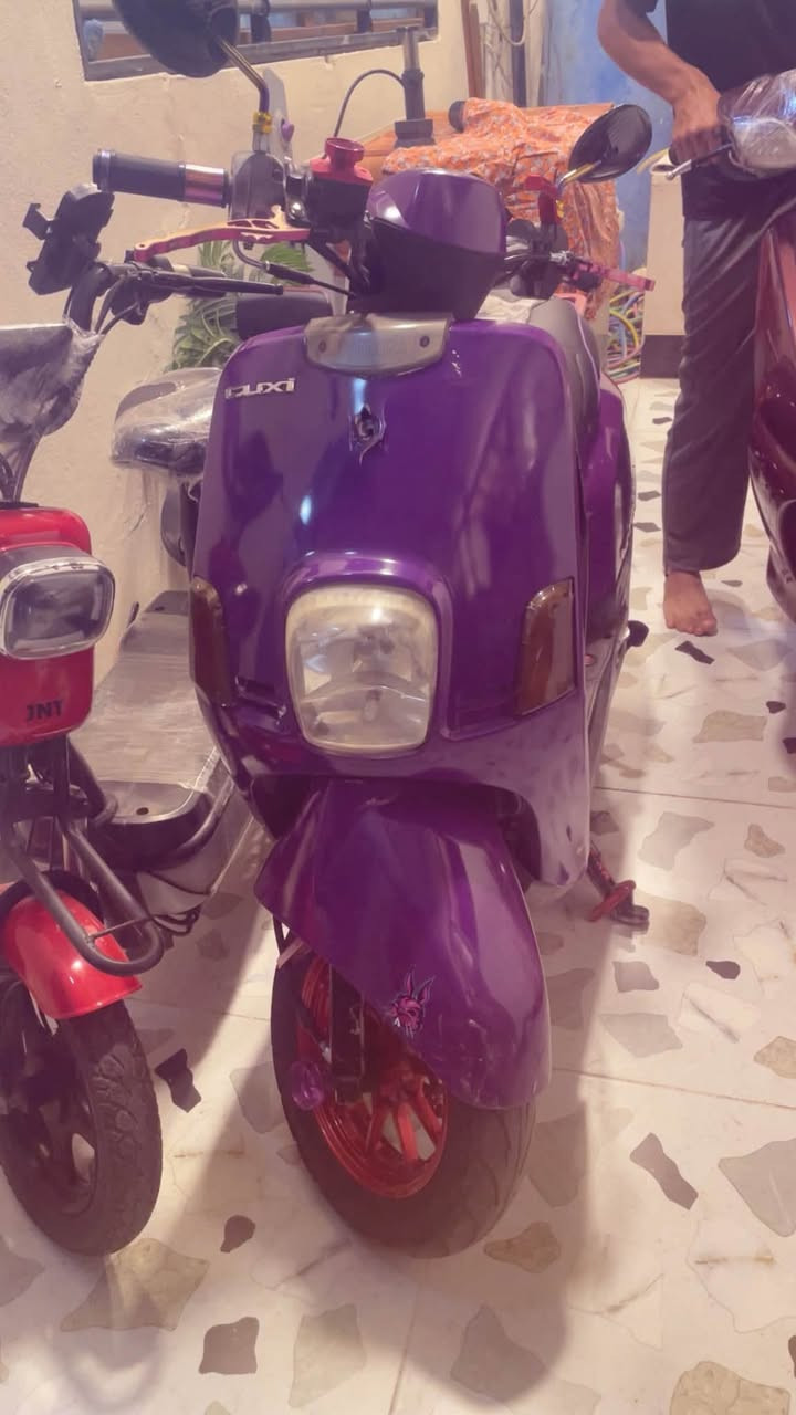 بوليسي كابريتر للبيع مزود من كلشي محرك 55 شلعه ومعدل مابيها اي نقص نگره سلف  سعر620 بيها مجال حك الجيه مكاني كركوك للاستفسار ***********
