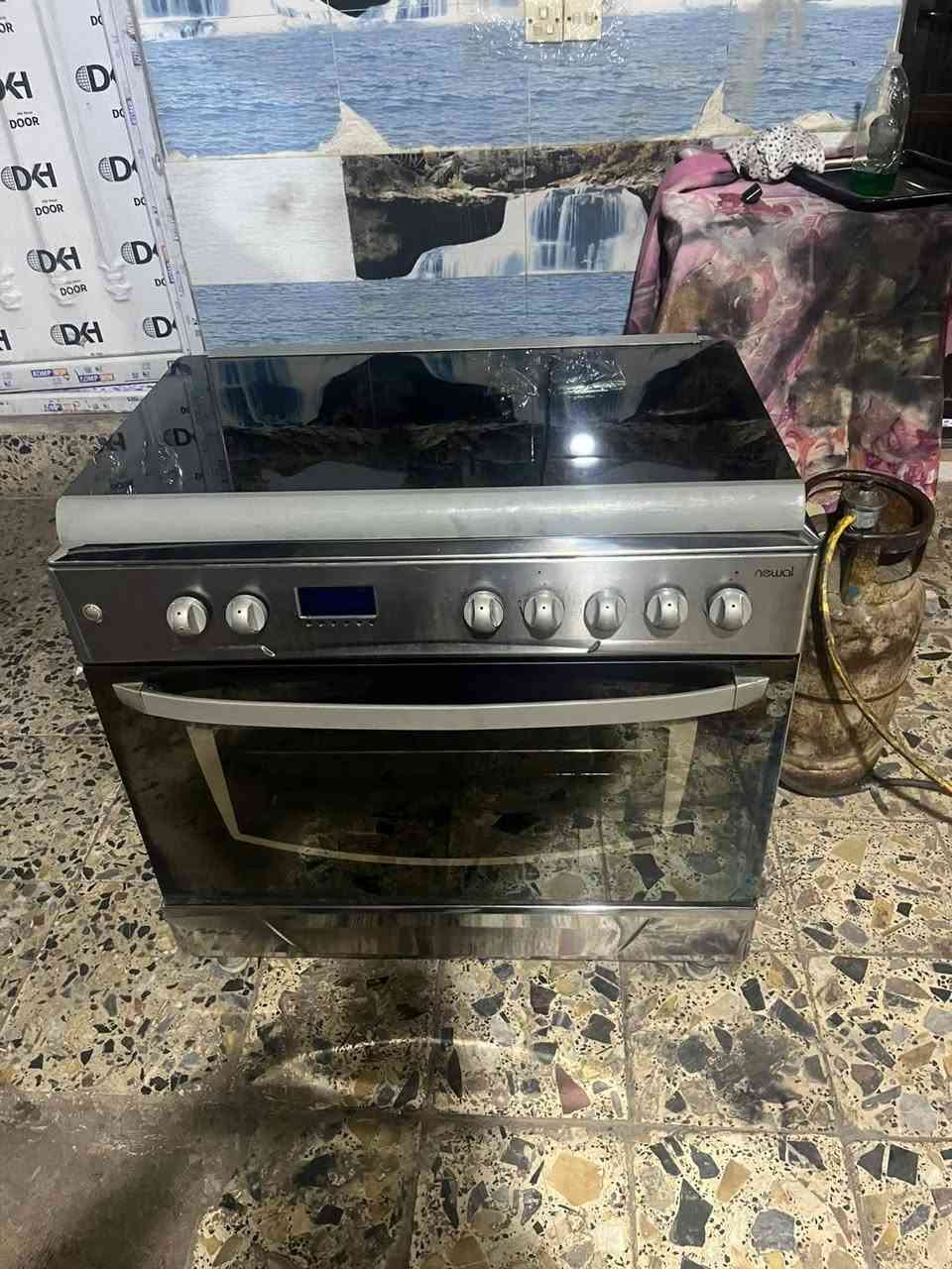 طباخ • جيرمني ايطالي • ٦٠×٩٠
