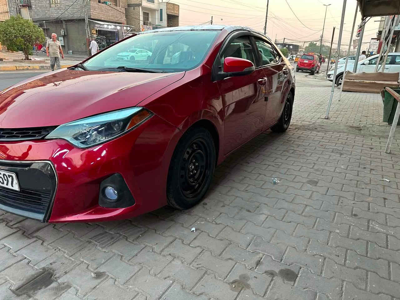 السلام عليكم البيع كورلا رقم سليمانية شرط التحويل موديل 2016 وارد امريكي بيها صبغ عام الجماليه فقط بدون اي دواخل كير محرك تبريد صدر اي نقص ماكو بيها السياره خير من الله تخم تاير جديد باتري جديد كهربايات كلها تشتغل السعر (93) وبيها مجال بسيط التصال ***********
