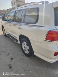 لاندكروزر موديل ١٢ محرك ٤٦٠٠ رقم جديد سنويه لل ٣١ ماشيه ١٣٦ الف  بأسمي...