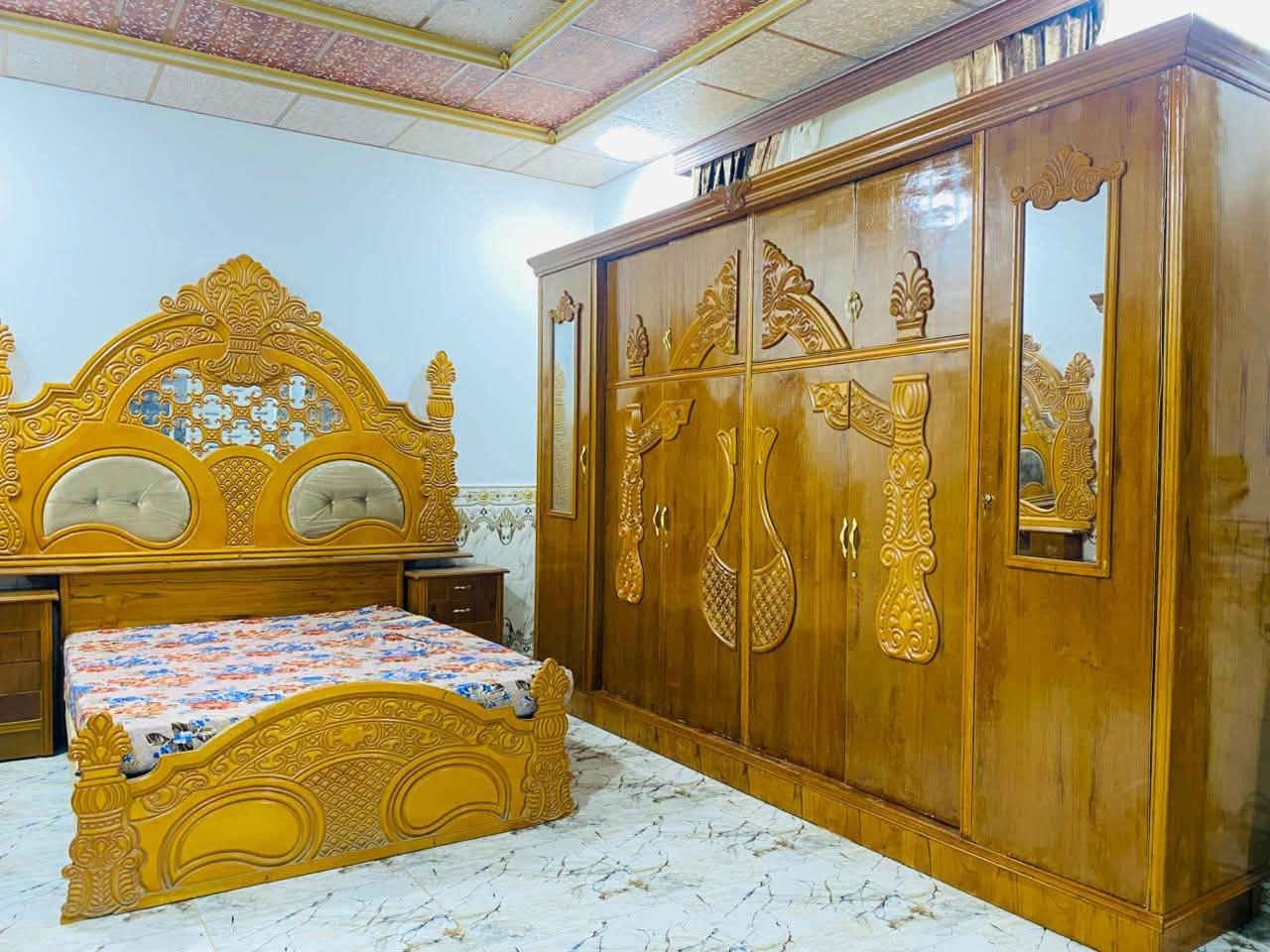 مكلف بالنشر
يوجد غرفه نوم عراقي درجه أولى 
السعر 650 وبيها مجال 
لتواصل ***********
