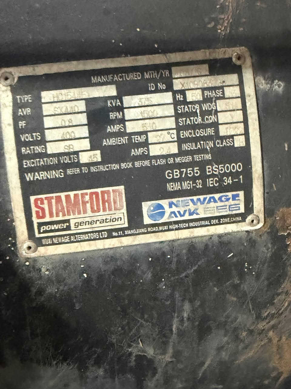 كمنز حجم 5.5 انجكتر عادي
كمشفت جبار راس توليد ستامفورد
375kva اوربي غير مستعمل بلعراق بلادي 
شاشة اوتو عنوان كركوك يوجد توصيل 🚚 ***********
