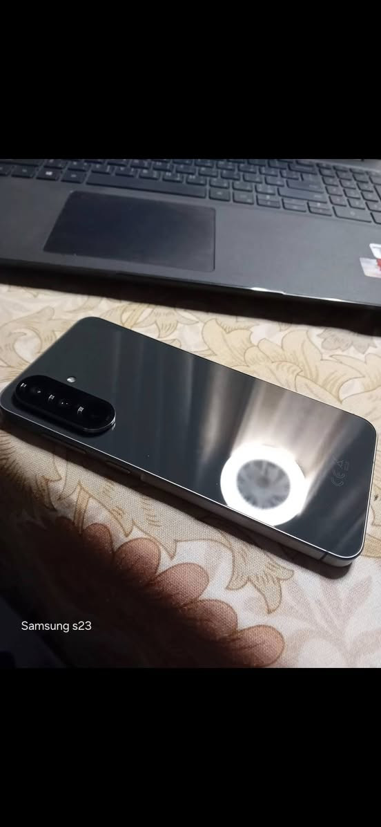 A56 ram 8 +8 256 gega camera 4k 30fps 
 شاشة120hz  بطارية عملاقة 5000mAh 
مثل الجديد لا شخط ولا مبدل كامل غراض مع كرتونة شرط النظافة ابيع وضمان شهر للمشتري سعره 520 الف مكاني اربيل مو شراي لا تتعبني وتعب نفس ***********
