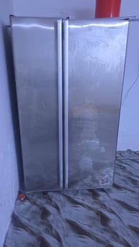ثلاجه توسوت شرط الفحص 500وبيه مجال 07719793524