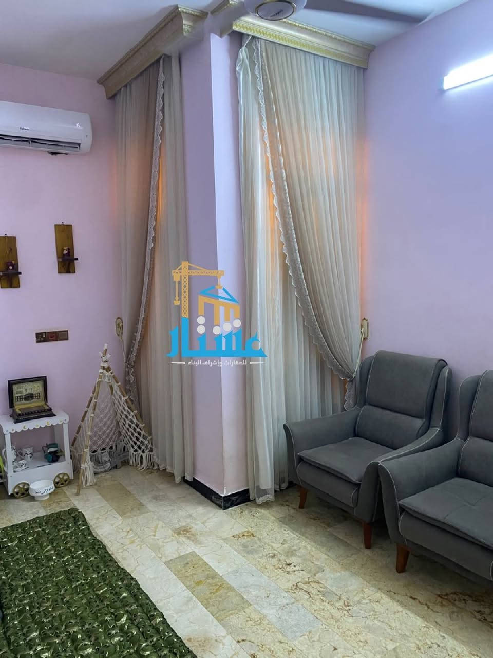 مشتمل 100 متر للبيع 

الموقع . حي الجامعة قرب قاعة الدوريين 

المساحة . 100متر 5×20 

عدد الغرف . 3 

شارع . 10 

للاستفسار أكثر زورو مكتبنا ركن الافراز مقابل ركن الخضراء
او الاتصال على الرقم ***********
نرجو متابعة الصفحة ليصلكم كل ماهو جديد 
#عشتار_للعقارات_واشراف_البناء 
#عقارك_في_امان
