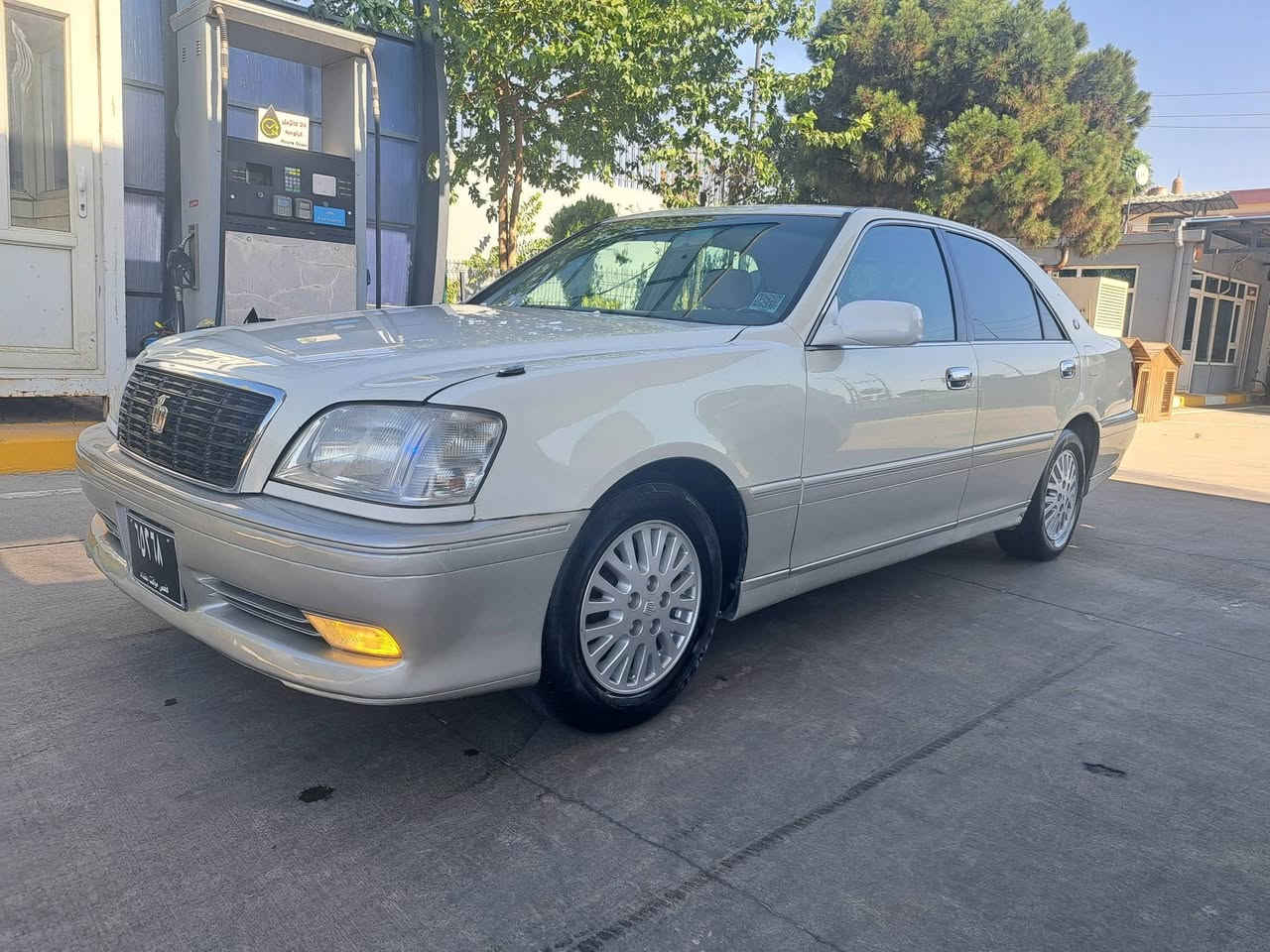 بەناوی خوای گەورە
مەلیکە  مووس  2003  d4بچوک
 پێشی عادی دوای کریستاڵ
چوارکوشن کارەبا پەردەی بیلاد
 ناوزەرد دەشبڵ نەجەف
 کۆدی هەیە بارکۆدی وەرگرتووە گێڕومەکینەوکارەبای تەبریت هەموی بەشەرت نیودرگای بۆیاخە
سعری 50گەڵاو مەجالی تیایە
شوێن سلێمانی 
***********
***********
