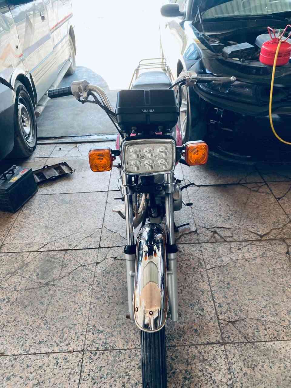 دراجه كهربايات شغاله  بدون اوراق السعر 225 وبيهه مجال العنوان مفرك السده الرقم *********** وبي واتساب
