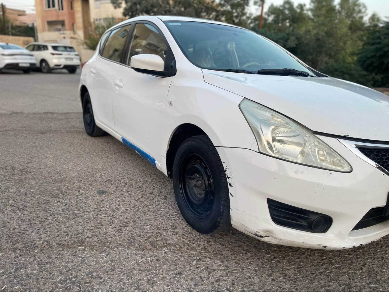 نیسان تیدا مۆدێل ۲٠۱٤ سپی بەفری سەیارەکەمان خلیجییە
مەکینەی لۆکی کراوەتە سەیر سەیارەک یەک دەسە 
سەنەویی بەسەرچوە 
وە ۸ گەڵا خرامەی لەسەرە لەدوای معاملە بۆت ئەگەڕێنمەوە
تەنها دووپارچە بۆیاخی هەیەو هیچی کەی نیە
تەبریدو کارەبایو هەموو شتێکی مەزبوتە 
پاتری تازەیە 
کامل پێشی داگیراوە 
کامل سێرڤس کراوە
سەیارەکە لەسلێمانیە من تەنها بۆم بڵاوکردۆتەوە
تکایە پەیوەندی بکەن بە ژمارەکەی خۆیەوە
***********
نرخی کۆتایی ۸۸$ السليمانية, العراق
