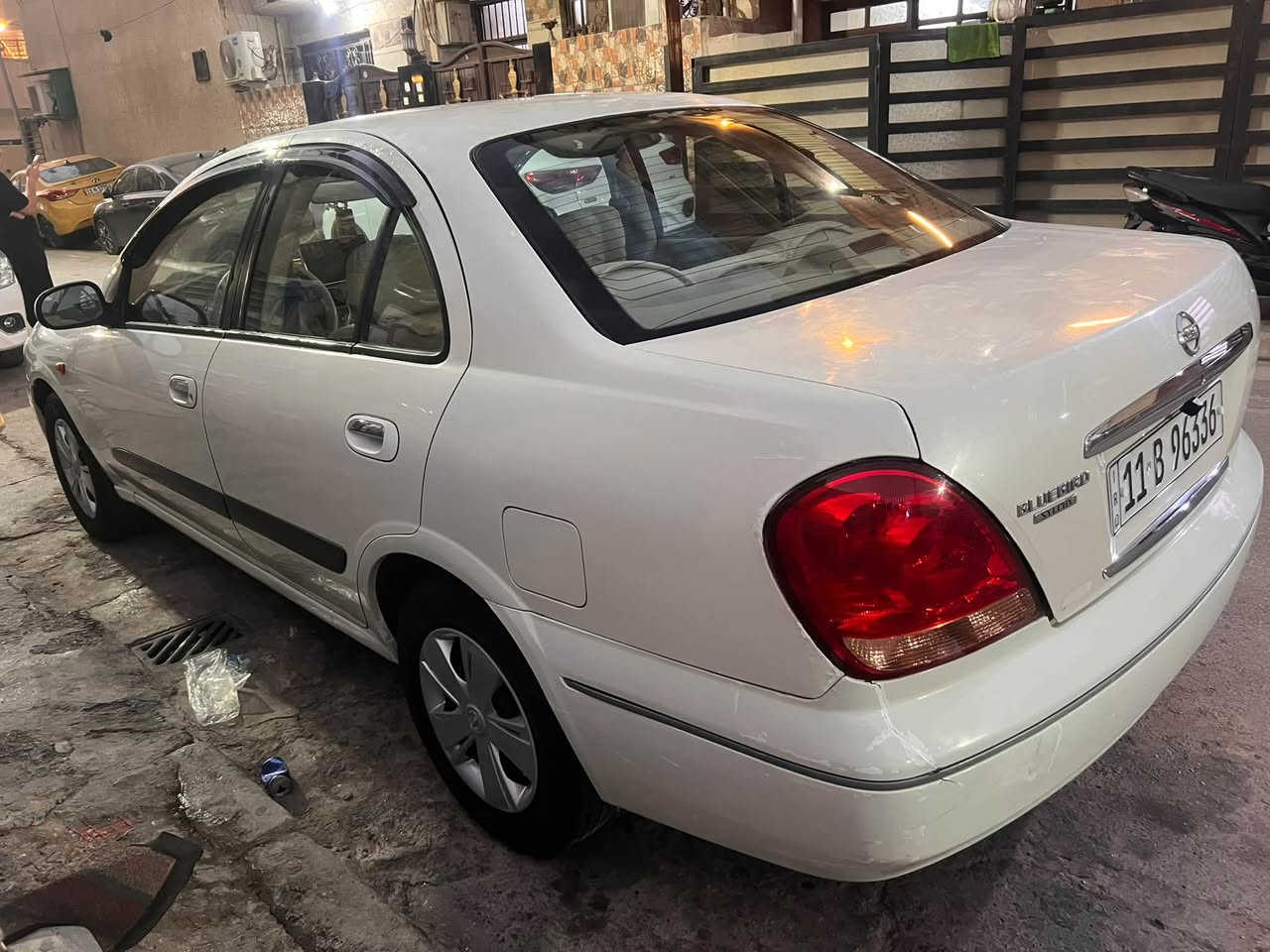 نيسان سني ٢٠٠٩  جاهزه من كل النواحي مكينه كير صدر تبريد سياره ناعمه بيها جاملخ الايسر فقط رش اثر دحجه زغيره بدون اي معجون صفاحها تخبل وبيها بدايت جراد بلقماره والصندوك والبنيد مكحلات عله كد التكشير رايدها ٨٢$ وبيها مجال كلش بسيط مكان السياره حي تونس ***********
