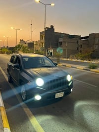 🚘 للبيع جيب كومباس 2008 📍 رقم بغداد 🔹 وارد خليجي 🔹 محرك 2400 🔹 لون رصا...