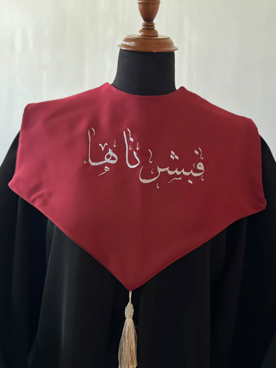 اعمالنا زي تخرج 🎓 حسب الطلب 
قماش كوبرا سواد فاحم 
الالوان قماش باربي 🌸 متوفر جميع الالوان 

الاسعار اقتصادية 🌸🌸
متوفر تجهيز دفعات كامله 🌸 بعروض خاصه للطلاب 

توصيل جميع المحافظات متوفر 🌸🫰
