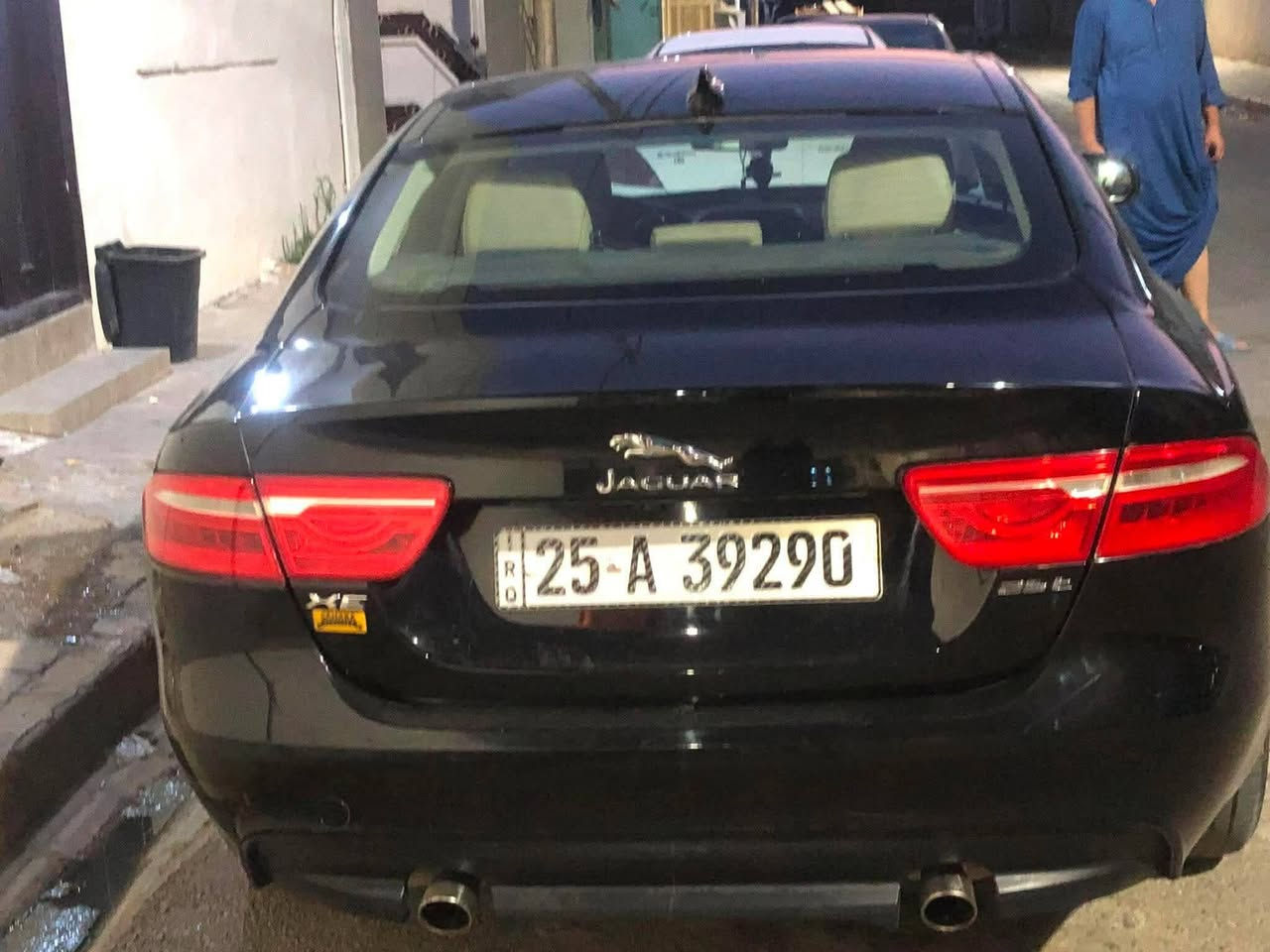 ‏ Jaguar XE | 2018
سيارة راقية تجمع بين الفخامة، القوة والقيادة الرياضية 🏁

✅ محرك 2.0L
✅ جير أوتوماتيك
✅ فئة Sport
✅ وضعية RACE 🏁
✅ تشغيل بصمة + زر
✅ شاشة وسطية
‏✅ Apple CarPlay
✅ كاميرا خلفية
✅ حساسات
✅ داخلية جلد
✅ تحكم بالمقود
✅ مثبت سرعة
✅ تكييف وتبريد
✅ السيارة حيل حلوه 

💰 السعر: 115$
🤝 قابل للتفاوض للجادين فقط

يرهم مراوس حسب القناعة
***********
