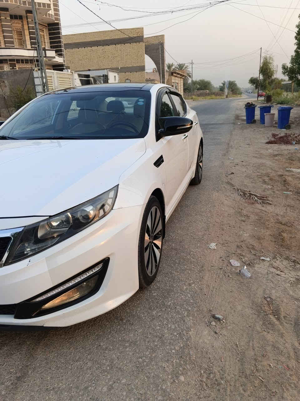 السلام عليكم كيا اوبتما موديل 2012 خليجي فول مواصفات وبدون صبغ بس بارد قليل باب الصدر لون ابيض مكينه 2000 جاهزه من كلشي اي نقص مبيه مكان السياره بابل قرب سيطرة الاثار السعر 115 رقم تلفون ***********
