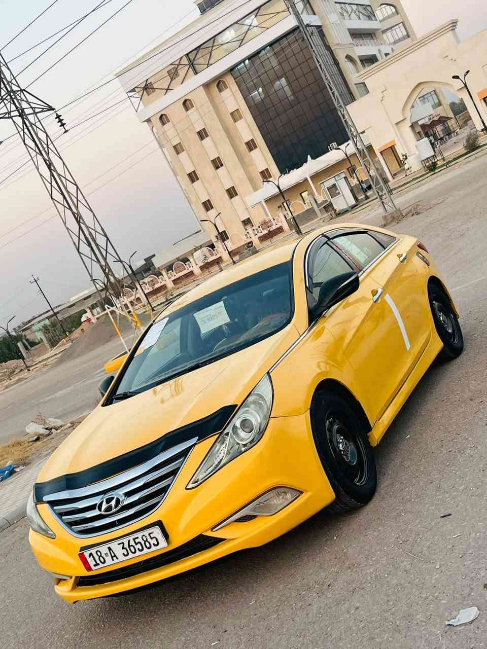 السلام عليكم للبيع سوناتا موديل 2014امريكي حادثهة قطعتين بدون داخل رقم بابل انكليزي سنويه 31دوشمه عامه تخم تاير مكينه حاويه ستوني شادهة كير تبريد 🥶 سياره مابيهة اي نقص جاهزه للئخير مكاني بل حله رايدهة 99شراي يتصل ***********
