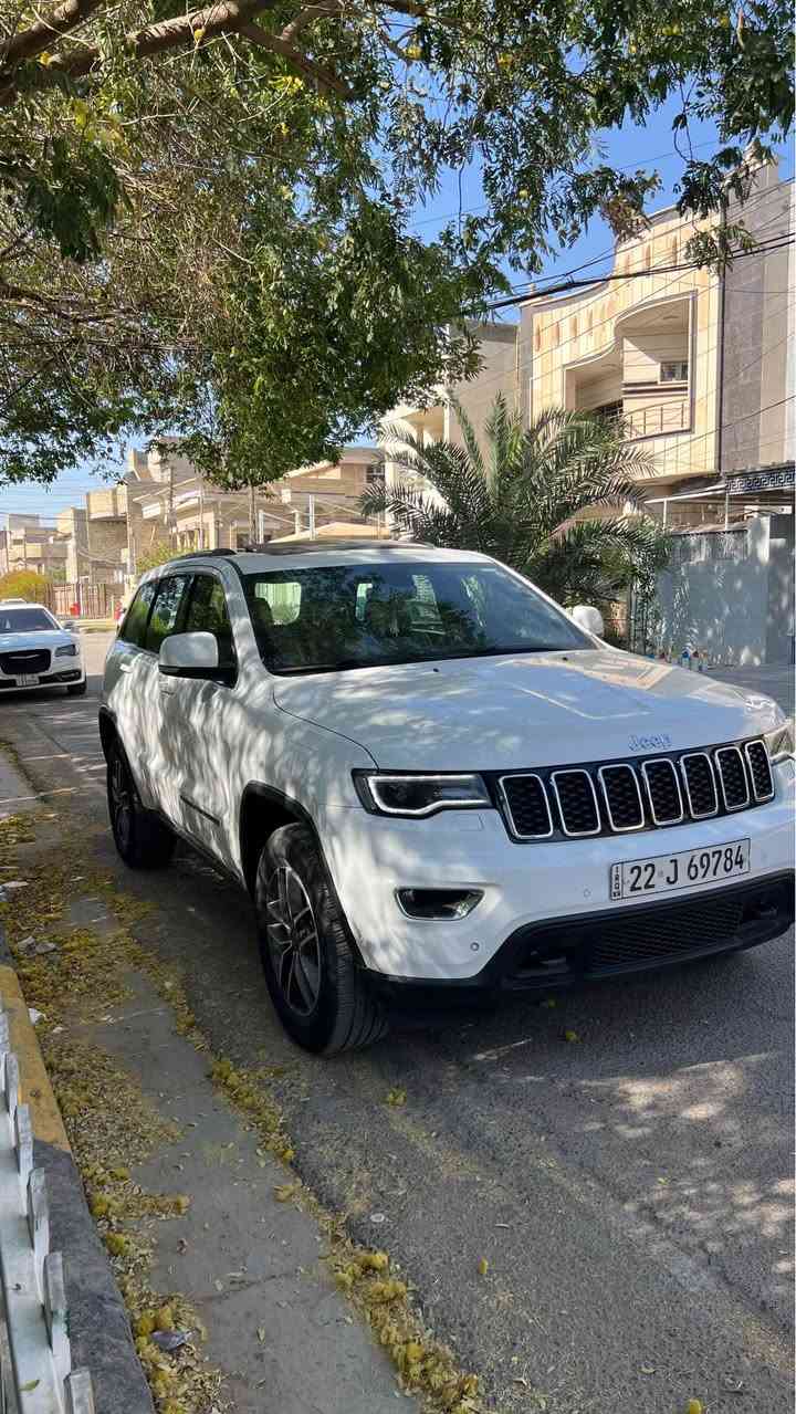 جيب لاريدو 2021 
وكالة هارلم 
سيارة مكفولة بدون صبغ بدون ضربة 
ماشية 56 الف ميل
جاهزة ما بيهة نقص 
سيارة لاريدو يعني مواصفات عادية 
فتحة حساس امامي خلفي وكشن كهرباء وداخل جلد ابيض 
وباقي المواصفات واضحة ومعروفة
مكاني بغداد العامرية
السعر 270 ورقة 
رقمي *********** بغداد, العراق
