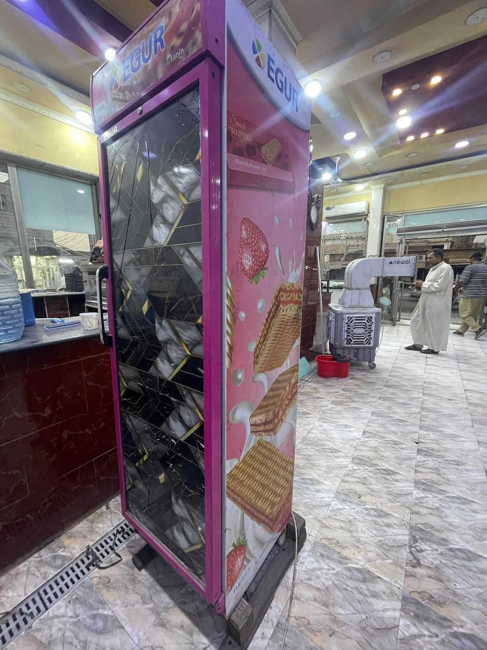 سلام عليكم براد نضيف لبيع مكاني ناصريه بل تضحيه***********
