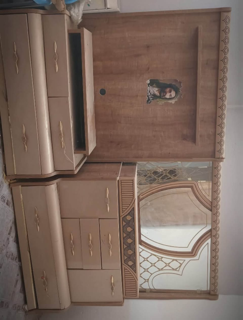 السلام عليكم غرفه مستعمله قليل اللبيع 

السعر 850 وبيها مجال الشراي وتصل بيك خير وتدلل

موقع الديوانيه الحمزه الشرقي حي الحسين ع  

رقم الموبايل ***********
