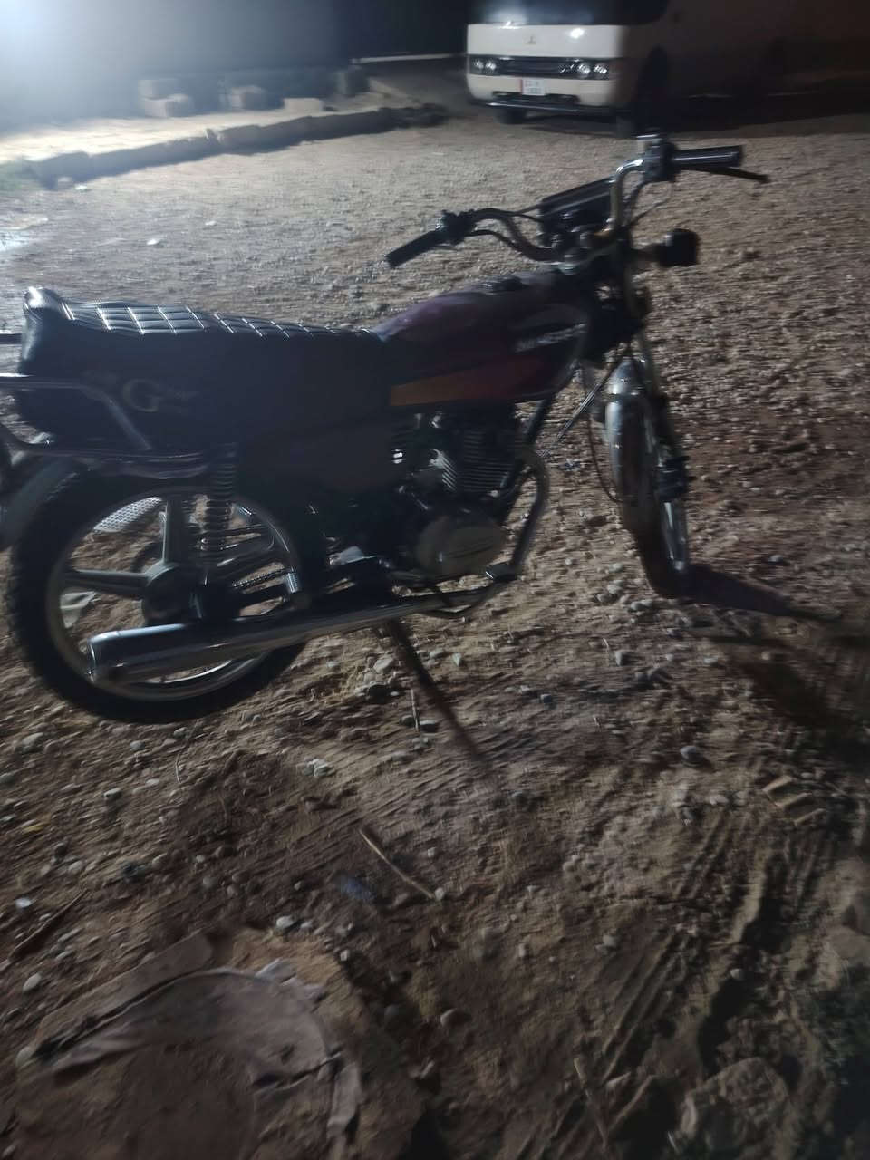 ماطور خمسه موديل 20   سعر 325 لاصرف ولابخار ***********

