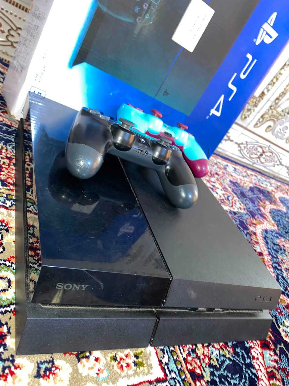 Ps4 fat لامع
نظام ١١.٠٠ تهكير متصفح لا فلاش ولا فيو ولا قرص بنسبة 💯 الاستقرار كل شي واضح امامكم ..
ذاكرة نصف تيرا .. الجهاز لوك ستيكر مامفتوح ابدا كله شغال 
للأمانة من تلعب المروحة يعلى صوتها اما كتأثير وحماوة طبيعية فأنت بكيفك اذا تريد تبدل معجونه
ملحقاته جوستك عدد اثنين 
واير اج دي واير كهرباء واير شحن جوستك
العابه :
Pes21
Pes2007
Pes26
Battlefield 1
Ghost
Need for speed
Gta5
مكاني بغداد كمالية 
***********
 السعر ٢٣٥ نهايته
