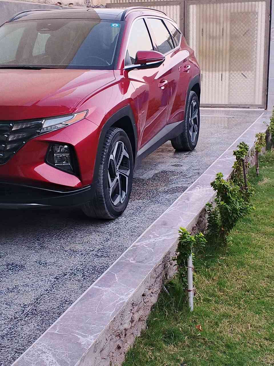 توسان امريكي هايبرد 2023سيارة فول مواصفات
بانوروما
صندوق كهرباء
كير دكم 
ستيرن تدفئة 
كشنات جلد كهرباء وتدفئة وتبريد 
لدات ترحيب
محرك 1600 تيربو
كاميرا دوارة كاميرات محيطية 
حساسات أمامية خلفية 
سيارة حادث خشم الجاملغ الامامي ايسر 
بدون صبغ 
مكان السيارة بغداد/ الشرطة الخامسة/ سويب
السعر :21 الف وبيها مجال
رقم الهاتف ***********

