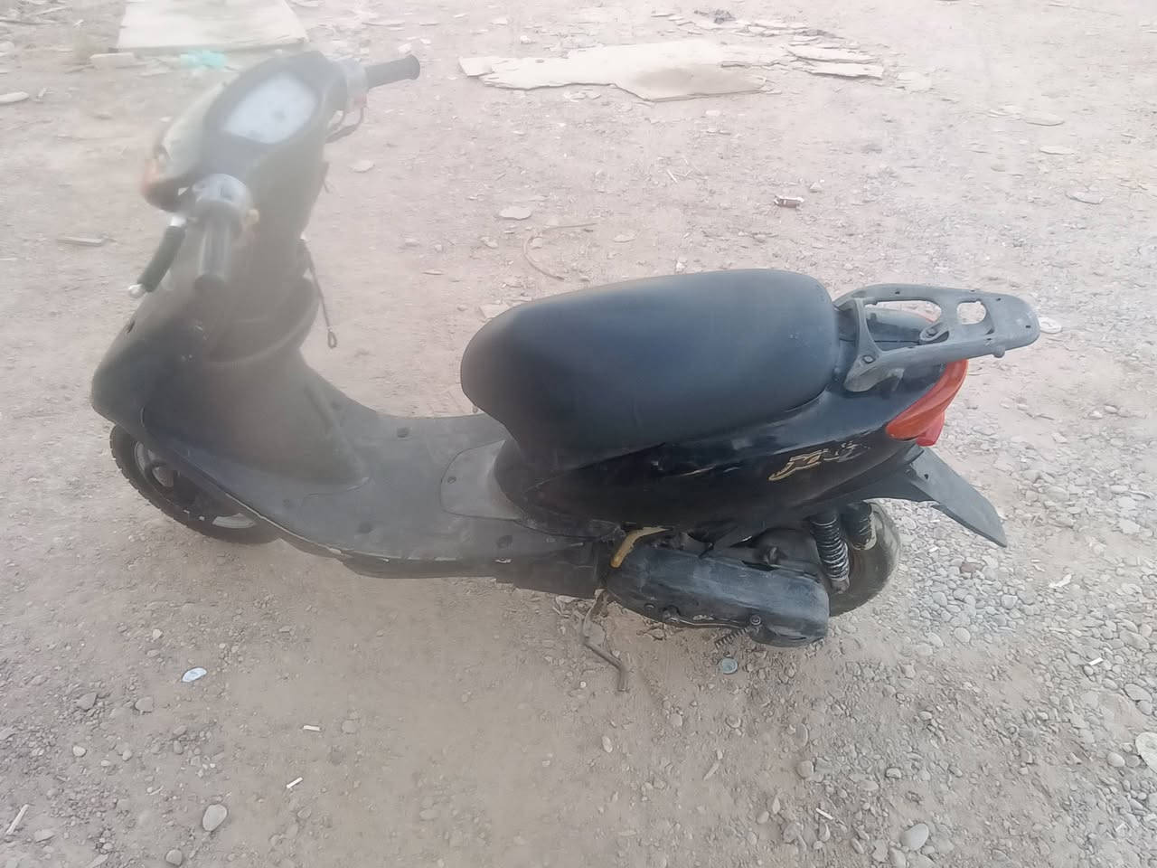 سلام عليكم للبيع دراجه عصفوريه 60 شغاله سلف وهندر 
محرك ناعم شلعه ومعدل خير من الله سعر 165 وبيه مجال 
مكان بغداد حي البتول الجسر الفرنسي ***********
واتساب
