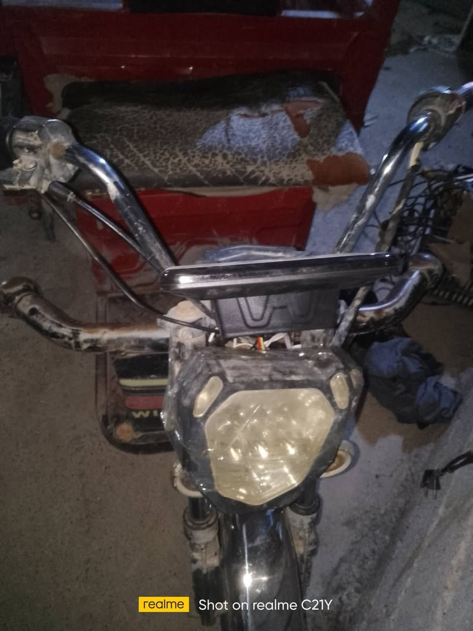 ستوته شحن للبيع جاهزه شغاله خير من الله سعر 600 وبيها مجال قليل رقم الهاتف واتساب ***********
