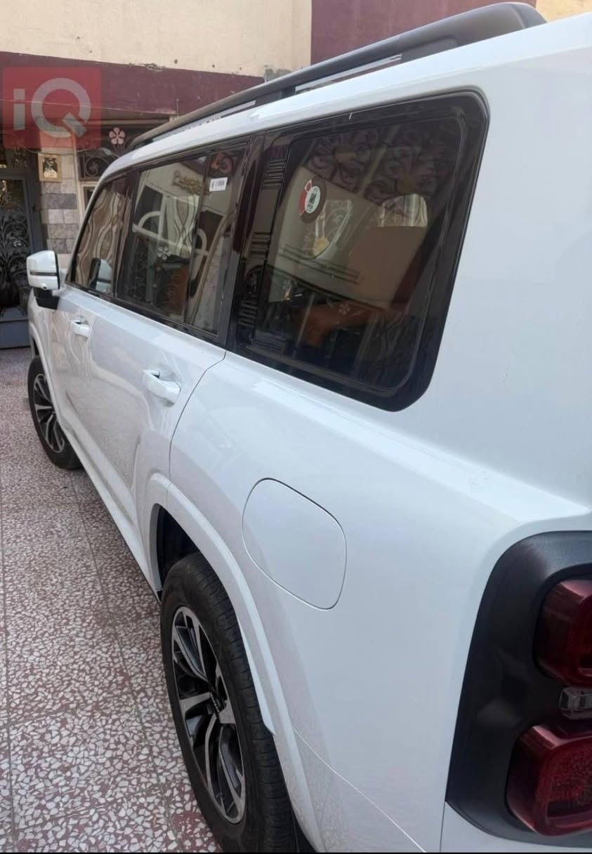 هافال H9 موديل 2025
ماشية 15 الف فقط 
مواصفاتها معروفة للكل
رقمها بغداد  مكانها كربلاء 
بيها صبغ شبر بالباب عكس السايق والجام الخلفية مبدلة
للاستفسار ***********
