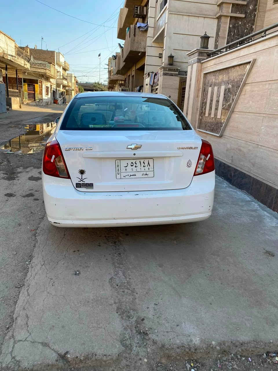 السلام عليكم اوبترا 2014 الشركة العامة 
سيارة بيها جاملغ صبغ بدون دواخل وهلال واحد خلفي 
مكينة بحالة جيدة كير مكفول تبريد تدفئة تخم تاير حدادية عليها ادامة كاملة سيارة مناقصها اي شي ومال بيت 
*********** ابو حيدر
